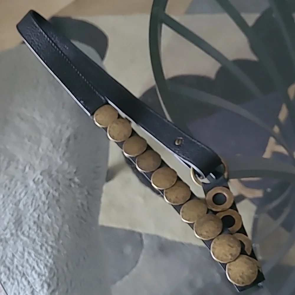 Black and Gold Women's Belt - Picture 3 of 9